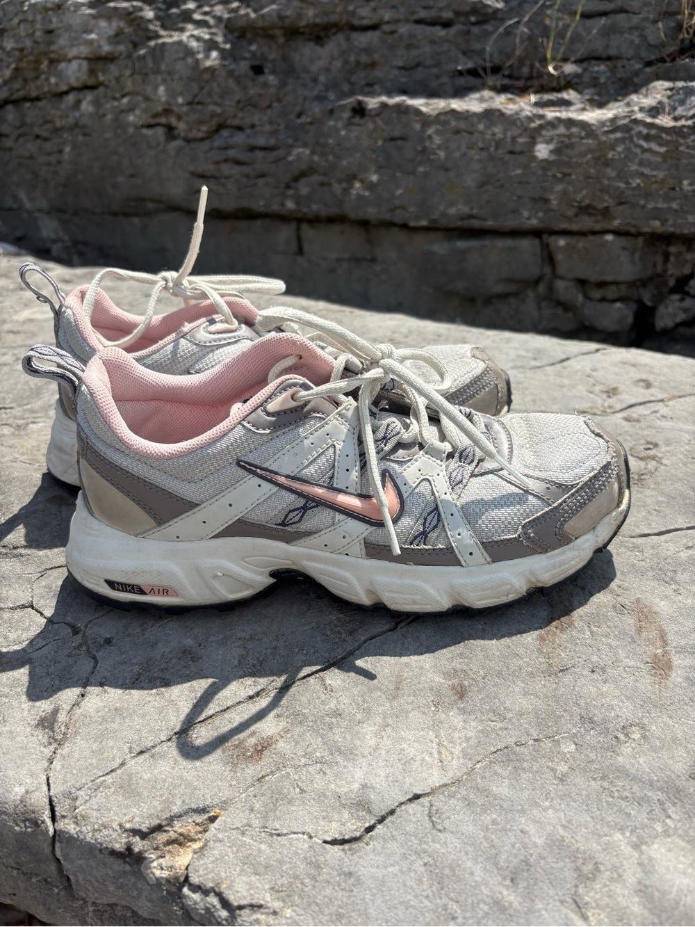 Vintage Nike Air Alvord VII 7.5 White/Gray/Pink